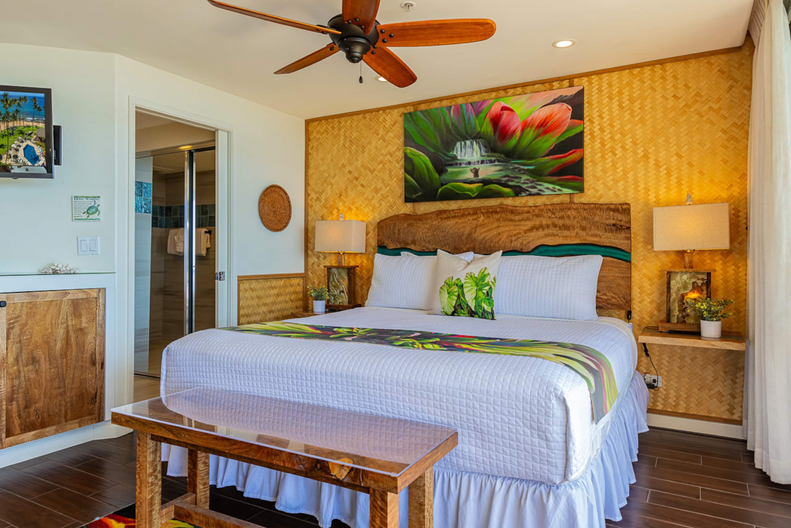 Condo in Kihei · ★4.92 · 2 bedrooms · 2 beds · 2 baths - Image 15