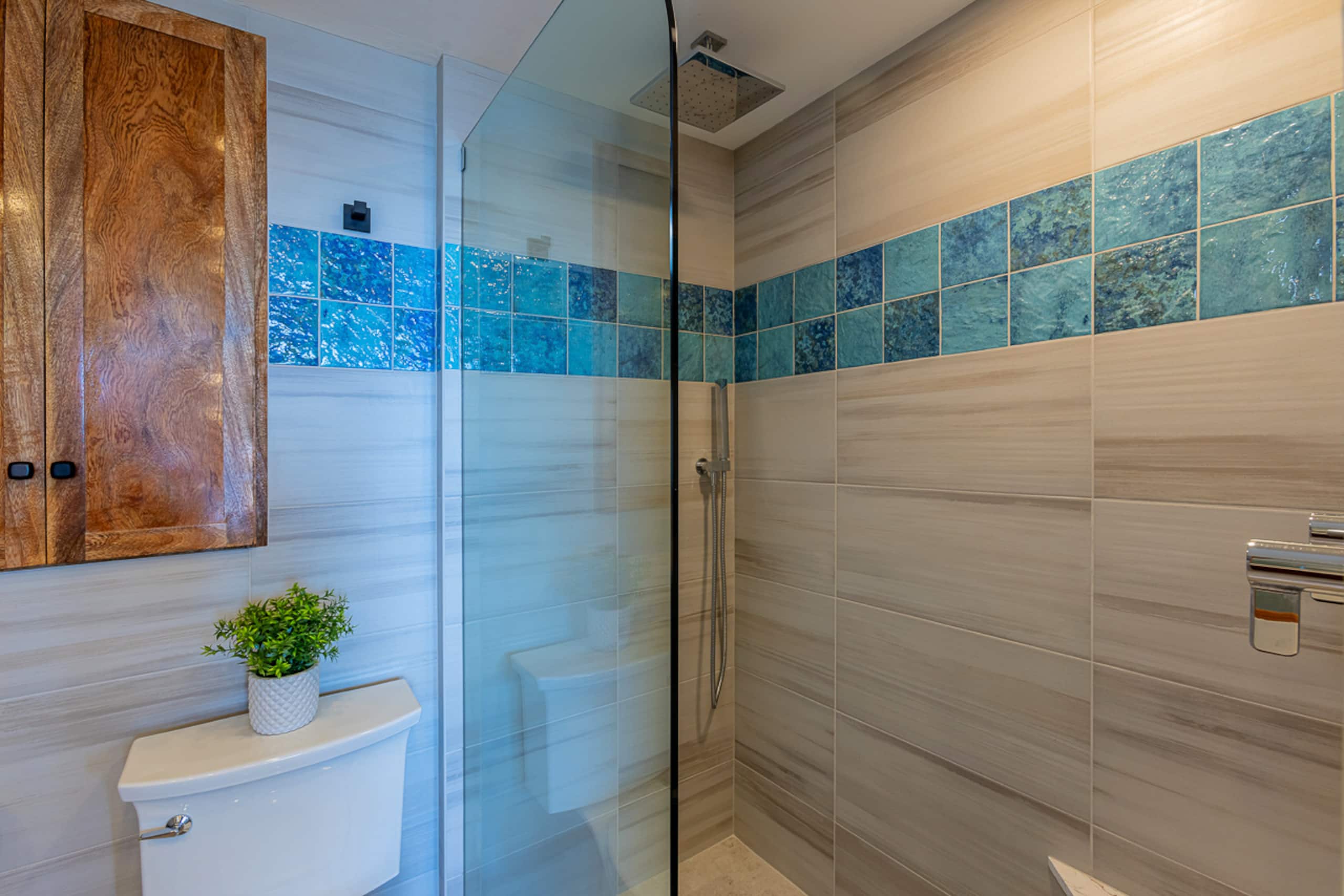 Condo in Kihei · ★4.92 · 2 bedrooms · 2 beds · 2 baths - Image 27