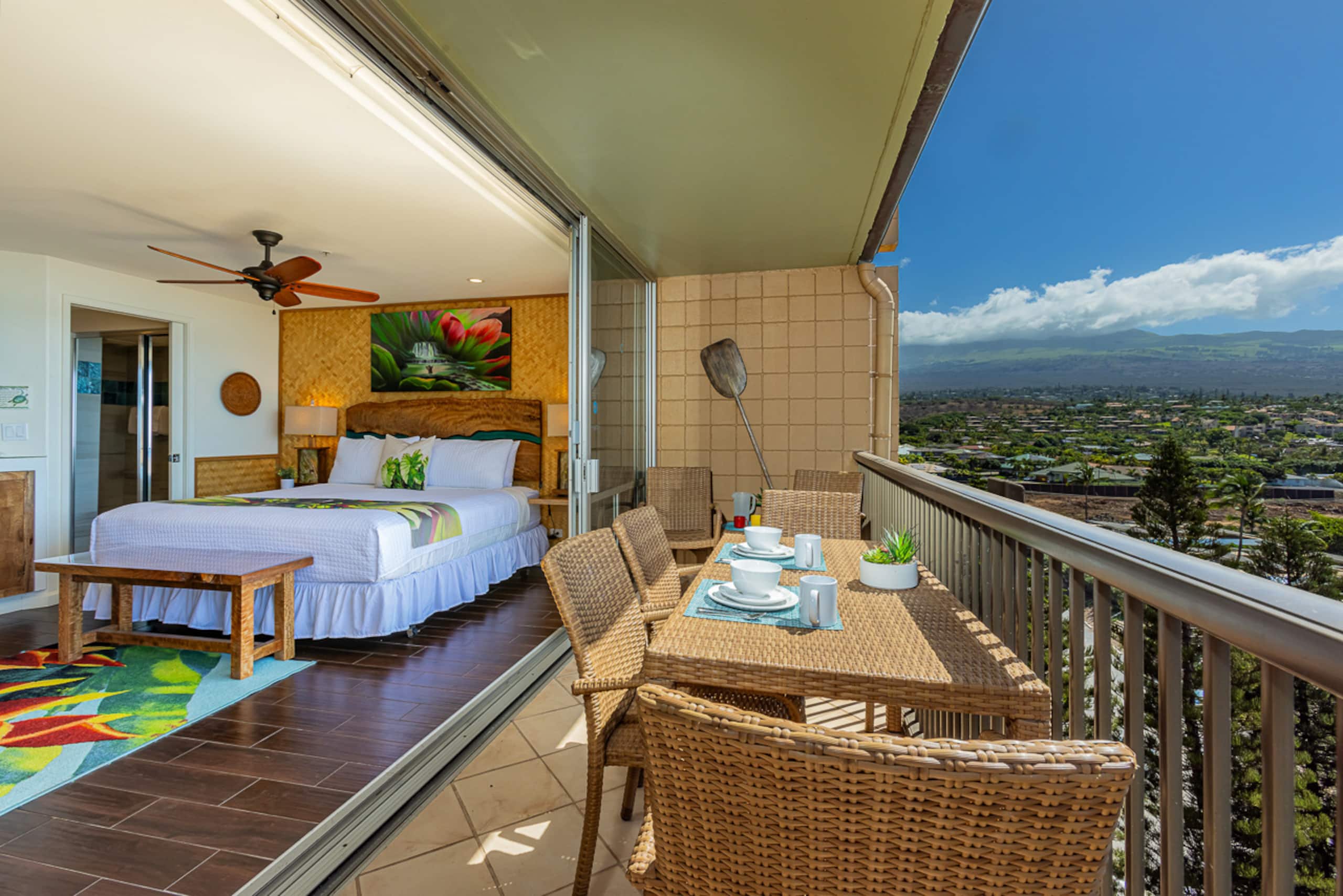 Condo in Kihei · ★4.92 · 2 bedrooms · 2 beds · 2 baths - Image 11