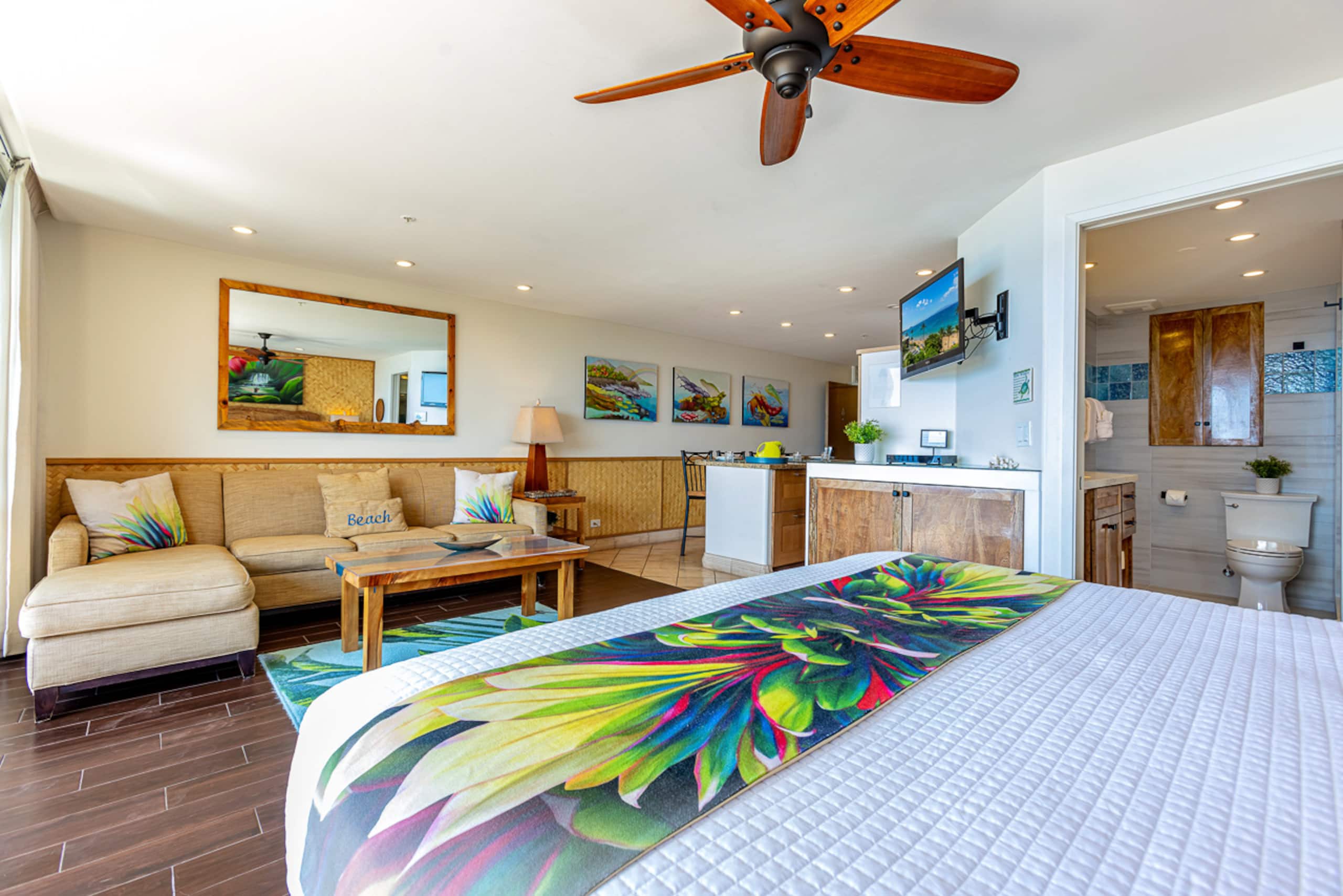 Condo in Kihei · ★4.92 · 2 bedrooms · 2 beds · 2 baths - Image 16