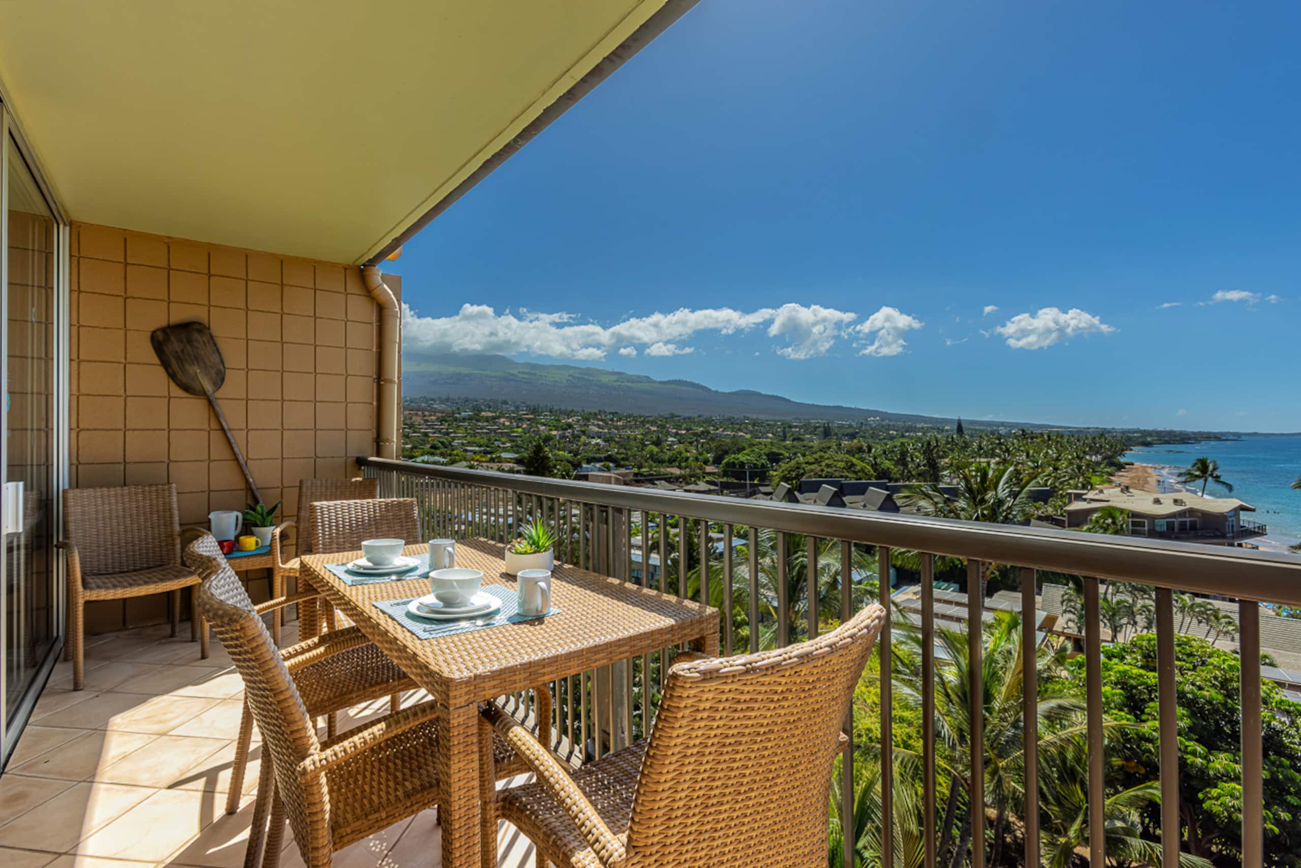 Condo in Kihei · ★4.92 · 2 bedrooms · 2 beds · 2 baths - Image 9