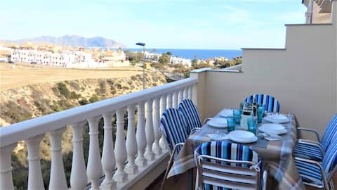 Anuncio de Airbnb popular: Alamillo House. House with sea views, 700 metres from the beach en Mazarrón
