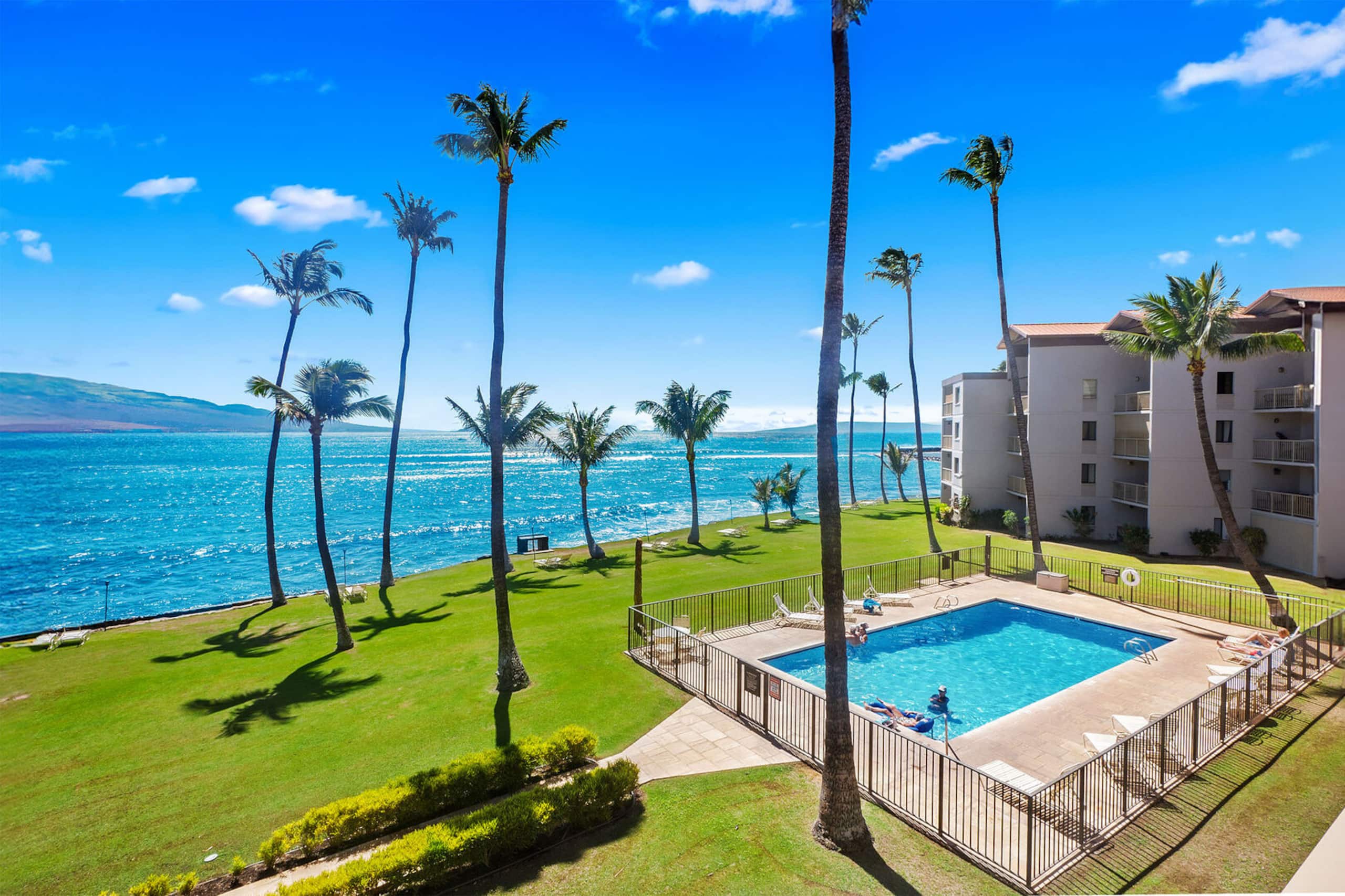 Condo in Wailuku · ★5.0 · 1 bedroom · 2 beds · 1 bath - Image 8