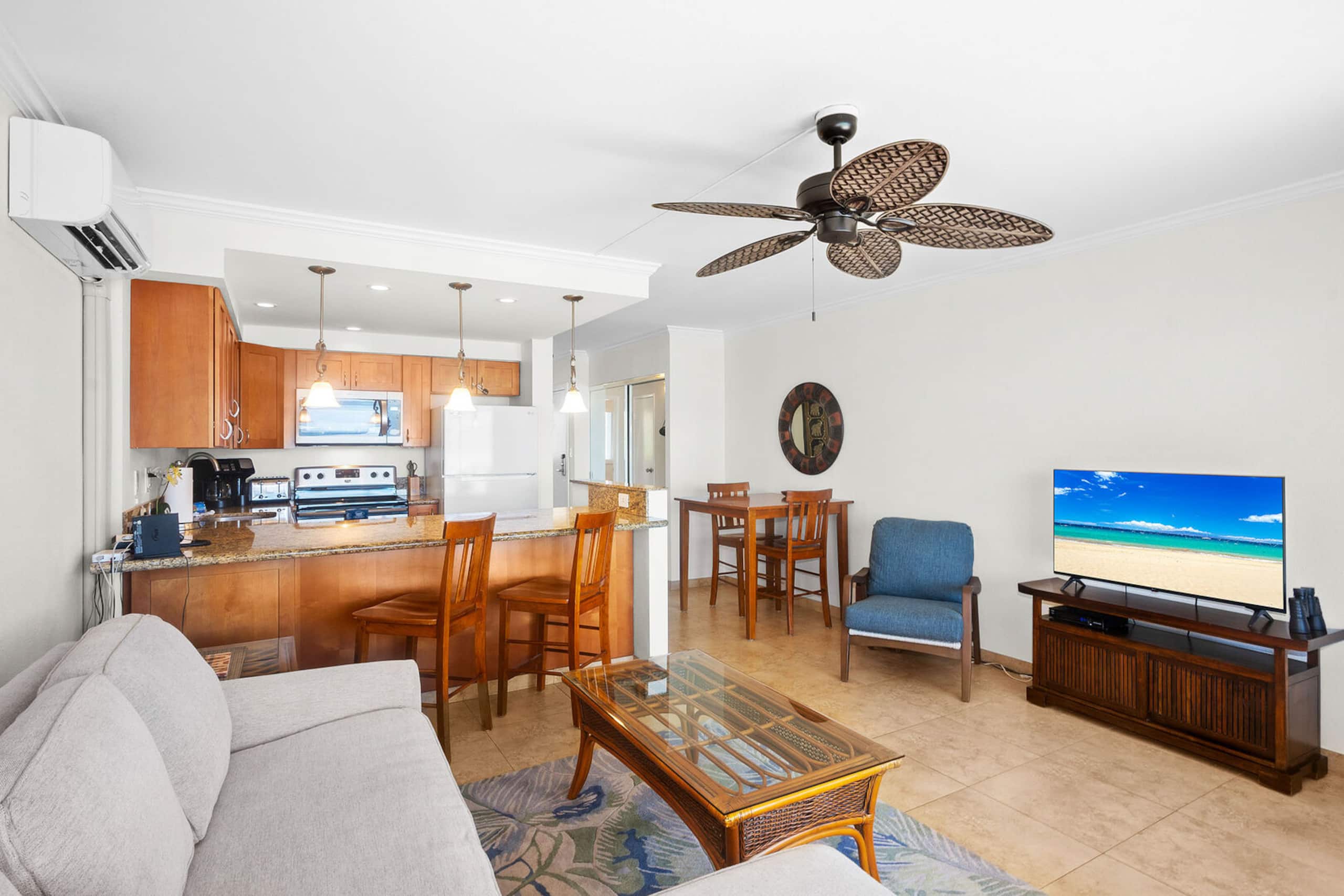 Condo in Wailuku · ★5.0 · 1 bedroom · 2 beds · 1 bath - Image 10