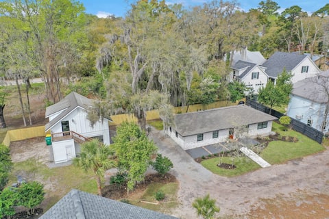 Old Town + Walkable + Home & Carriage House + Fire