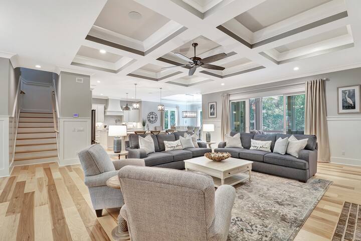 Brand New Construction 3rd Row Home in PD