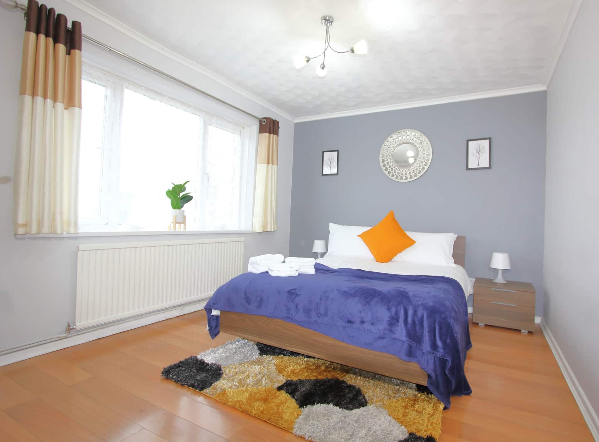 Cheerful 3 Bedroom 2 Bathroom Bungalow by CozyNest — photo 2