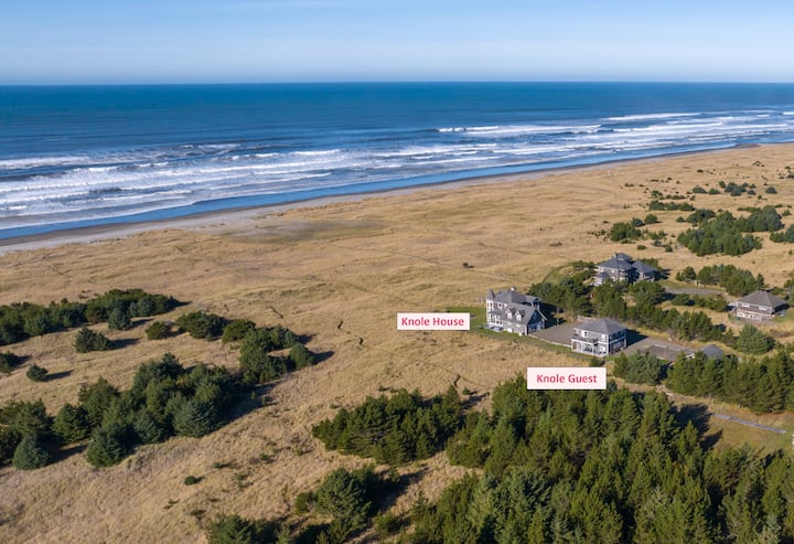 Amazing View, 2 Homes, Hot Tubs, Recroom (K&KGst)