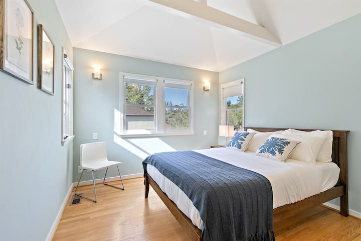 Casita Palo Alto – 2 Bed 2 Bath / Private Back Yar gallery image 3