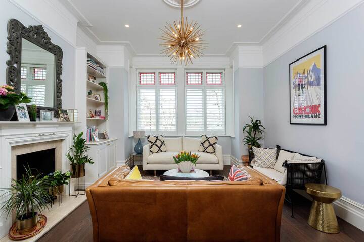 Electric Dreams by Veeve gallery image 5