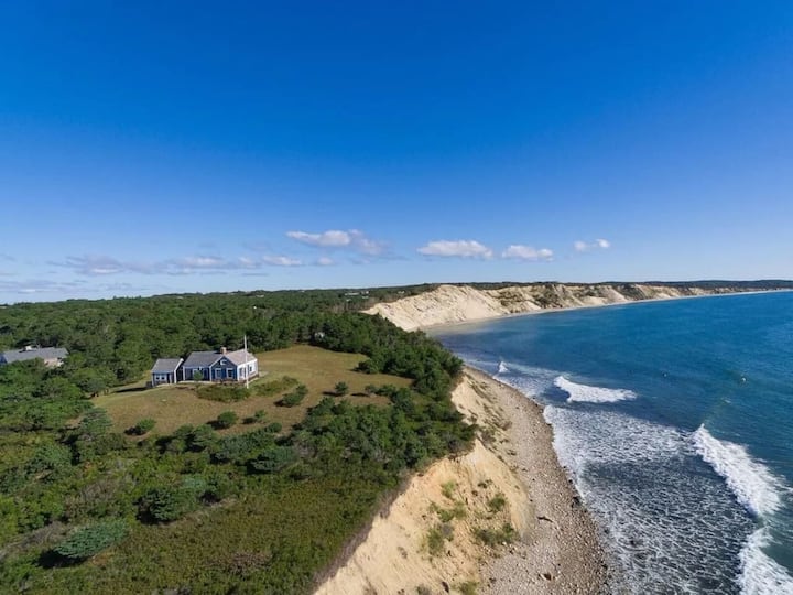 Stunning Location, Oceanfront Home Chilmark - Chilmark, MA