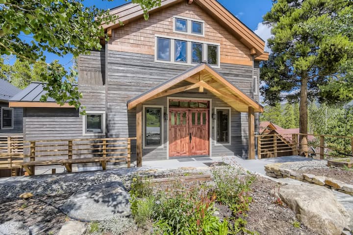 Summit Sanctuary | Beautiful Views | Hot Tub! - Copper Mountain, CO
