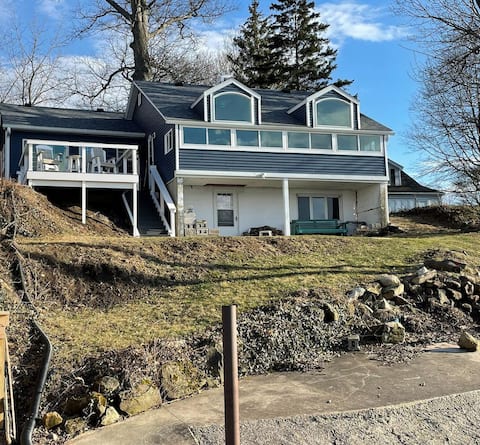 Lakefront Home Huron/Vermillion Amazing View
