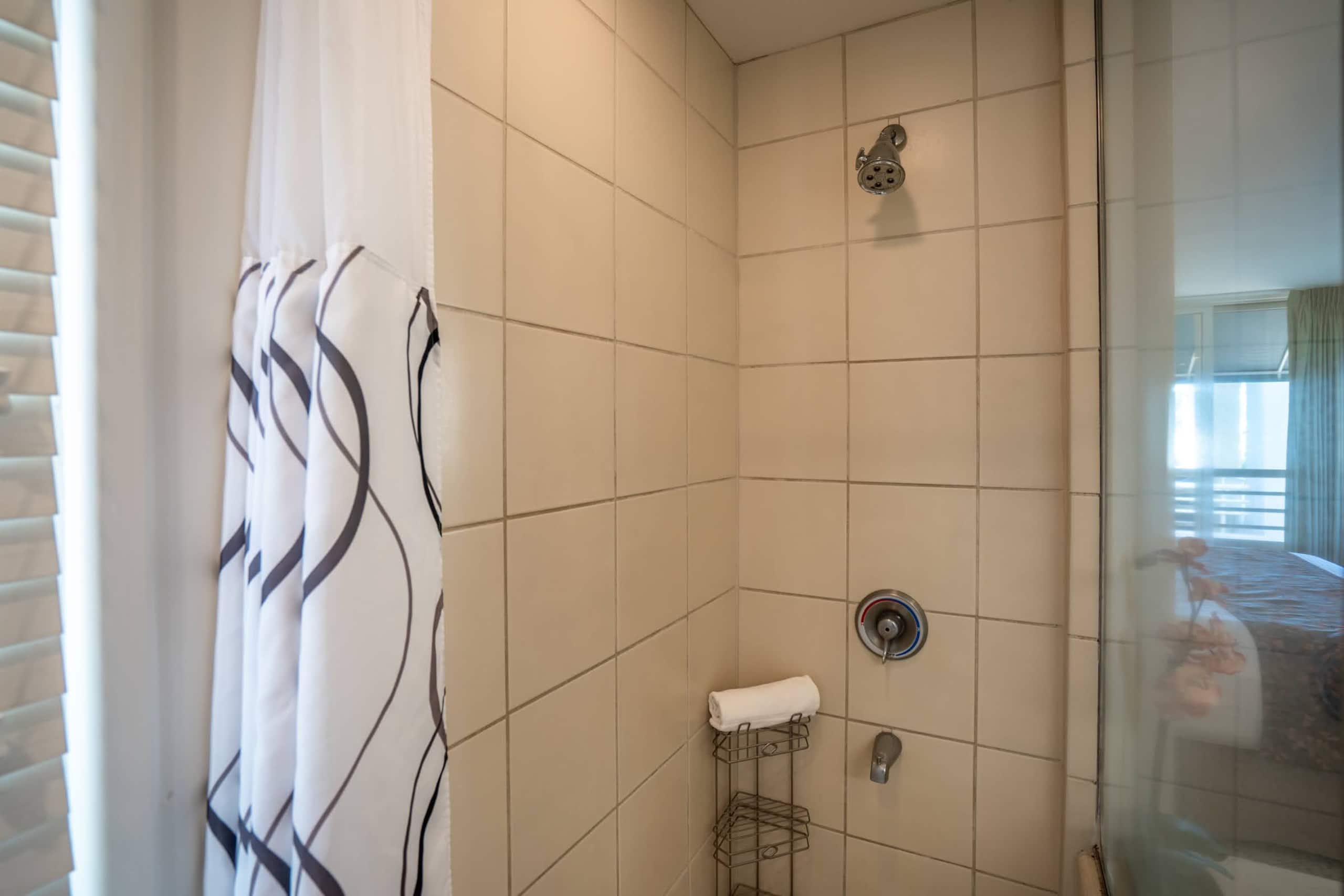 Condo in Kihei · ★4.5 · 2 bedrooms · 4 beds · 2 shared baths - Image 32