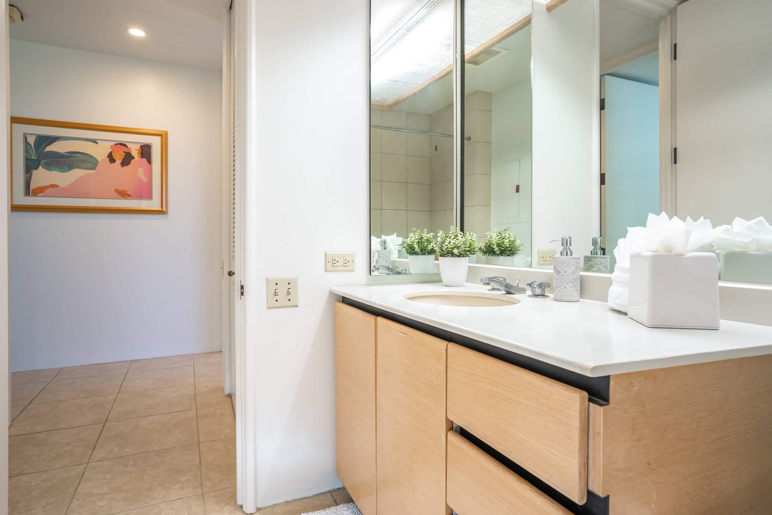 Condo in Kihei · ★4.5 · 2 bedrooms · 4 beds · 2 shared baths - Image 23