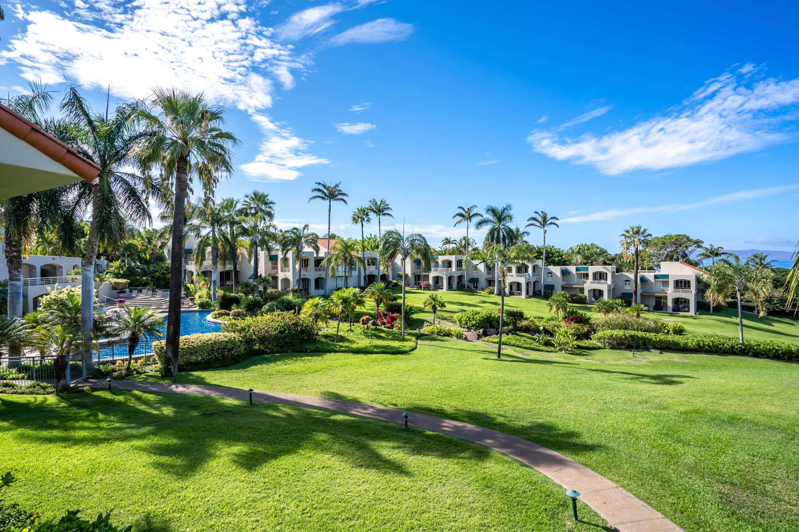 Condo in Kihei · ★4.5 · 2 bedrooms · 4 beds · 2 shared baths - Image 3