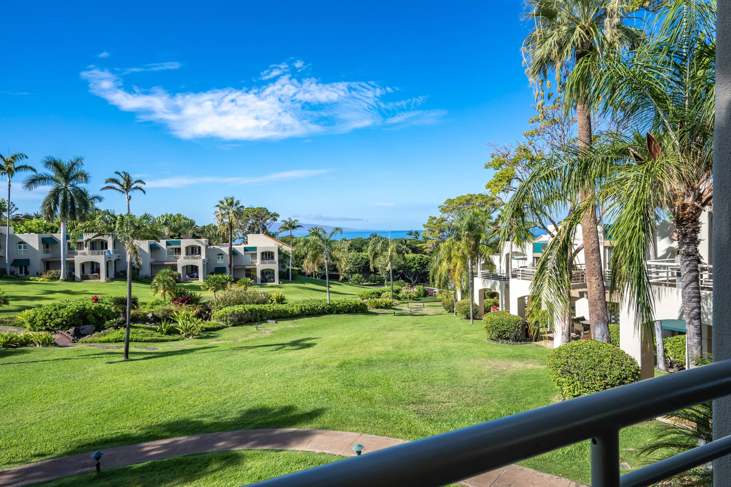 Condo in Kihei · ★4.5 · 2 bedrooms · 4 beds · 2 shared baths - Image 4