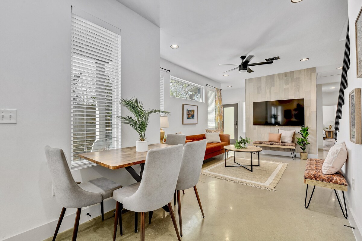 Stay in Style | East Austin Stunner | Min to DT