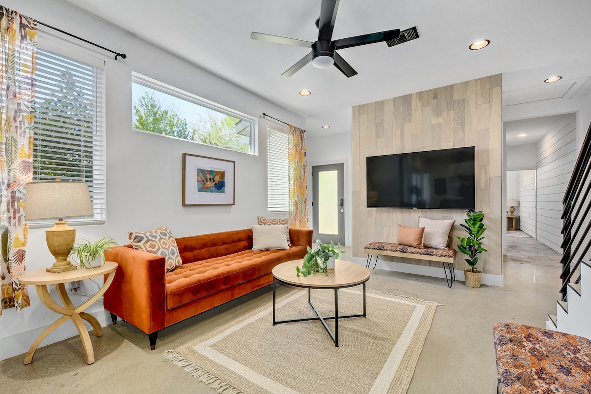 Stay in Style | East Austin Stunner | Min to DT