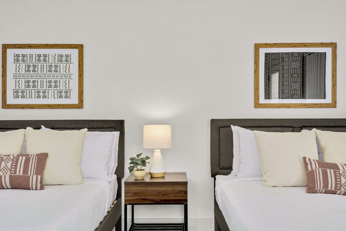 Stay in Style | East Austin Stunner | Min to DT