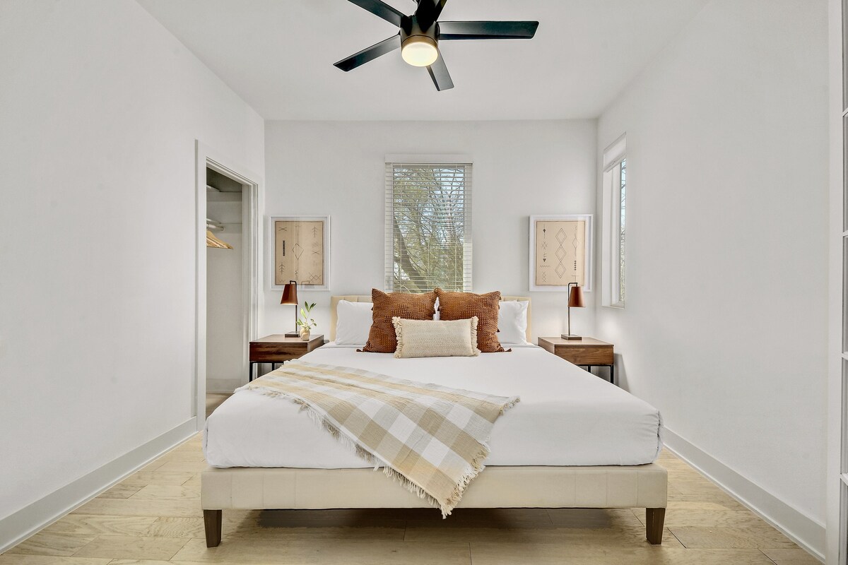 Stay in Style | East Austin Stunner | Min to DT