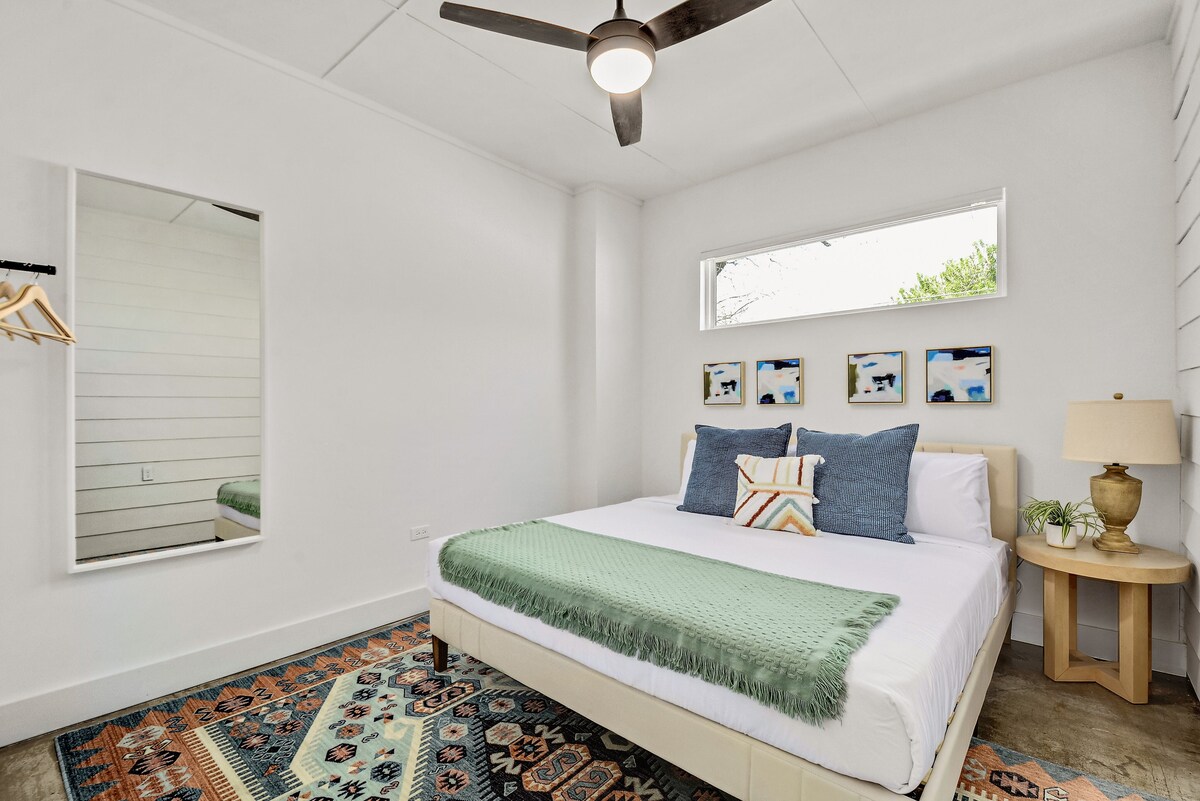 Stay in Style | East Austin Stunner | Min to DT