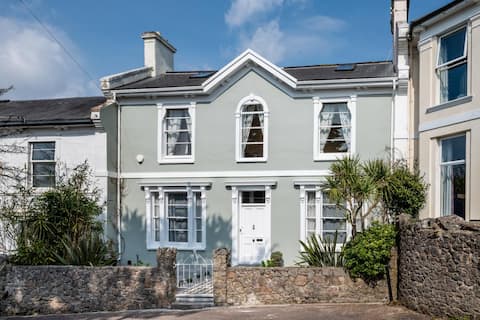 5 Bed in Torquay (oc-bcvane)