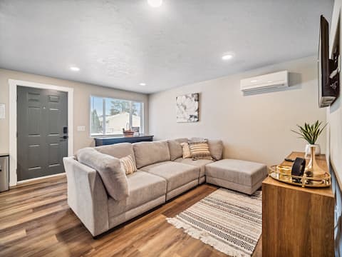 2-Bedroom Apartment | Modern Home | Great Location