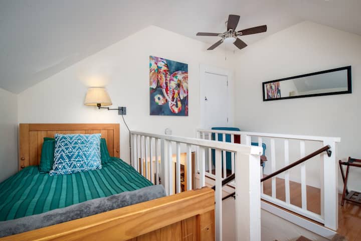 GP upstairs bed full on.jpg