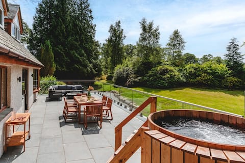 Loughrigg Cottage -private house with a hot tub