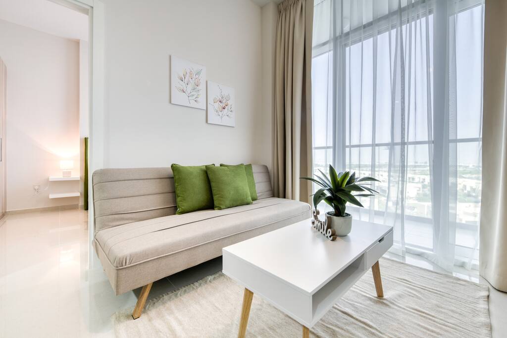 Top Airbnb: Cosy 1 Bedroom Apartment in Golf Vita, Damac Hills in Al Hebiah Third