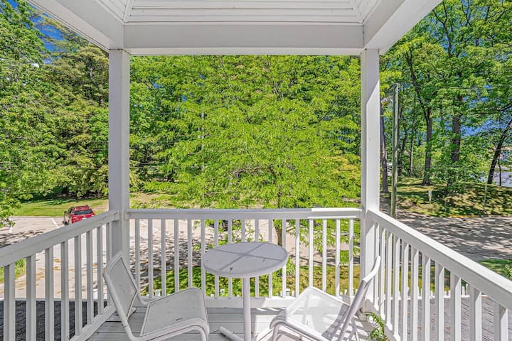A Harbor View In South Haven, 4br, Dog-friendly - South Haven, MI