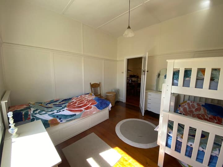 საძინებელი 3