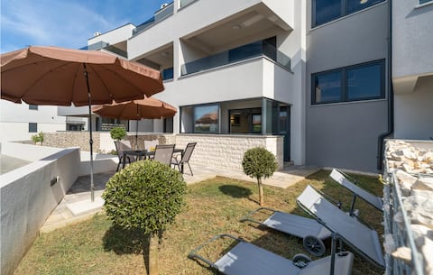 Popular Airbnb listing: Cozy apartment in Zaton with WiFi in Zaton