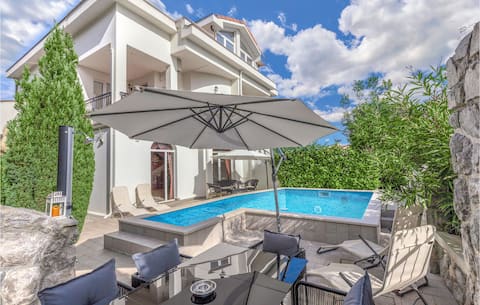 Successful Airbnb property: Lovely home in Veprinac in Veprinac