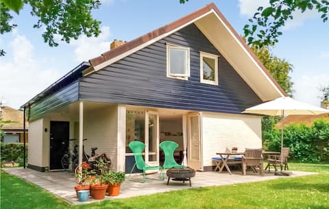 Top Airbnb: Nice home in Brouwershaven with WiFi in Wijk 01 Brouwershaven