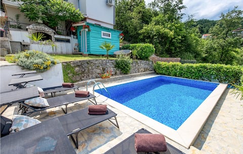 Top performing Airbnb: 2 bedroom amazing apartment in Matulji in Veprinac