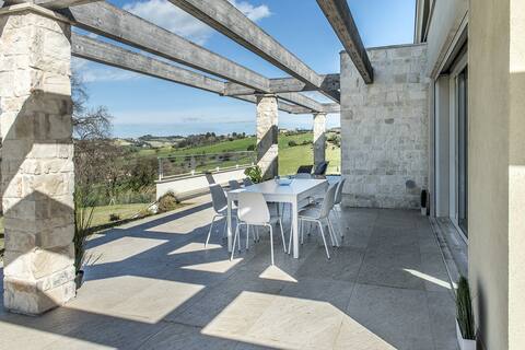 Sunset Villa -Wonderful and panoramic villa