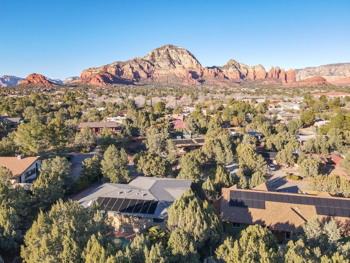 Owl House - Rare Sedona Pool Spa Oasis