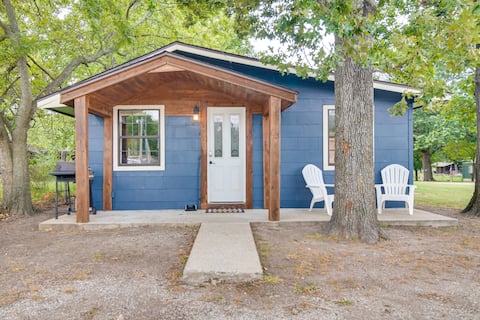 Half-Mi to Marina: Pet-Friendly Disney Home