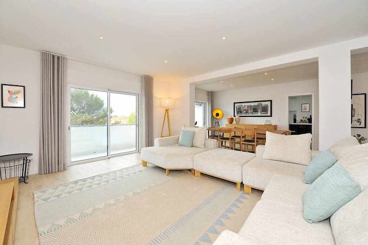 Prestige Sunset Carcavelos Beach – Checkinhome