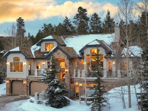 Trail walk to town, Panoramic of Breckenridge!