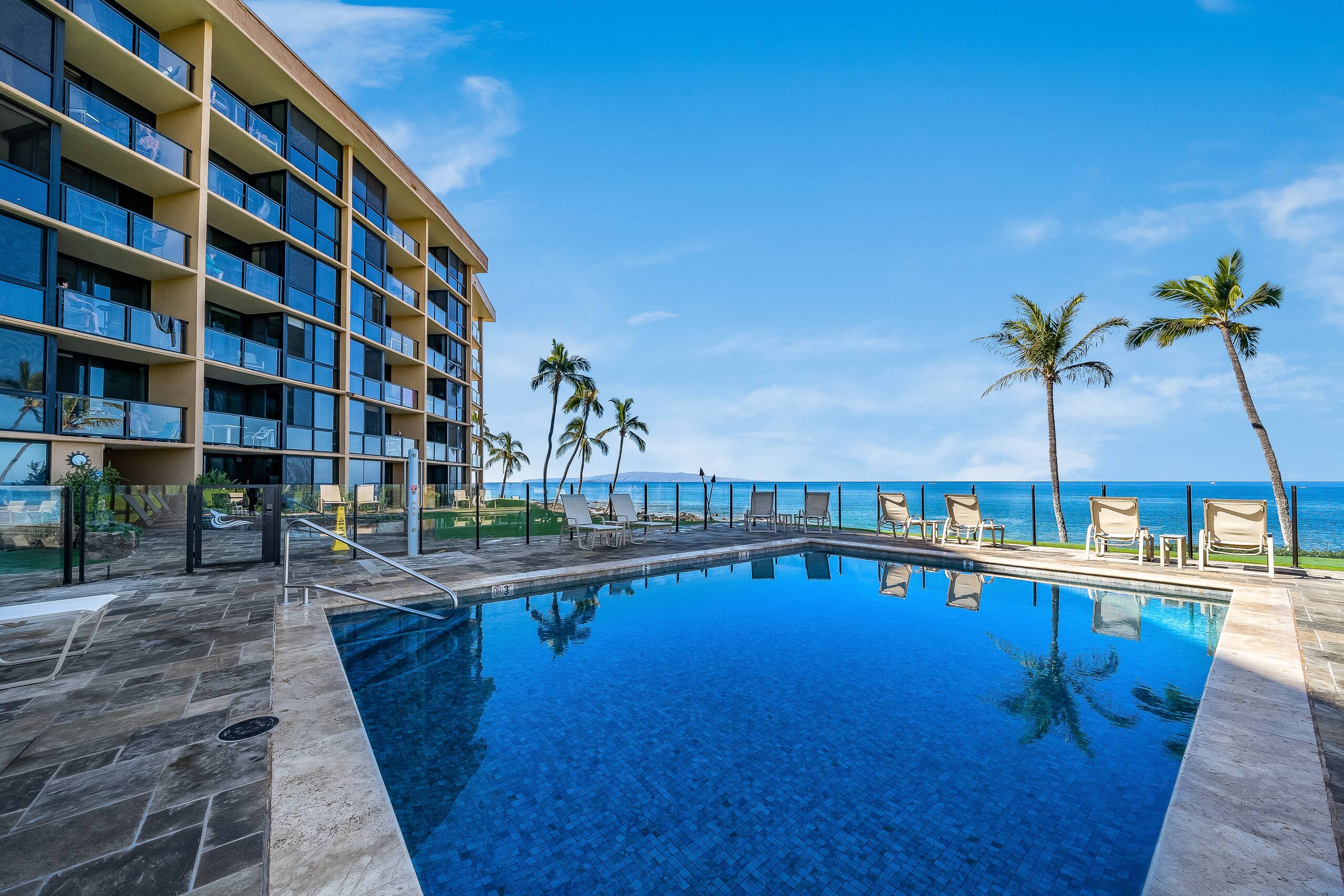 Condo in Kihei · ★4.82 · 1 bedroom · 2 beds · 1 bath - Image 33