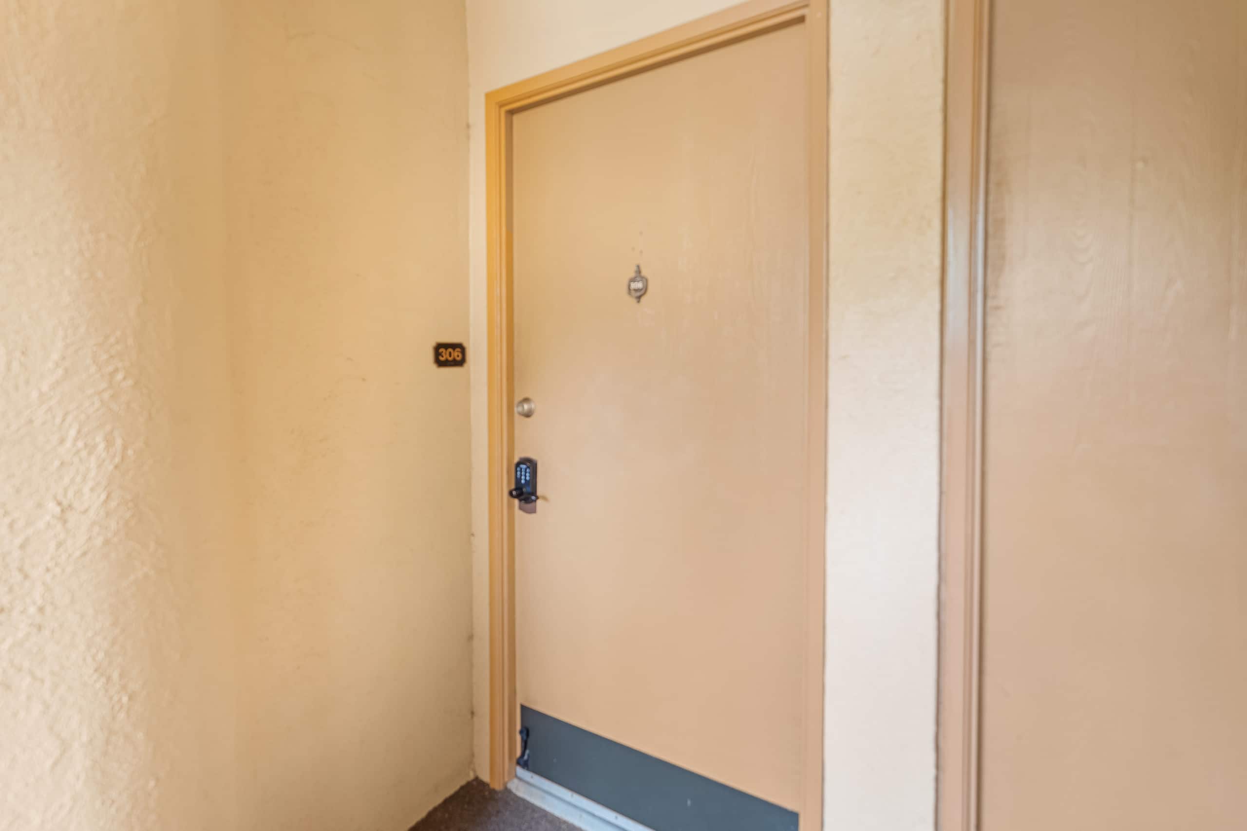 Condo in Kihei · ★4.82 · 1 bedroom · 2 beds · 1 bath - Image 28