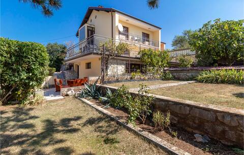 Apartment in Kraljevica with 1 Bedrooms and WiFi