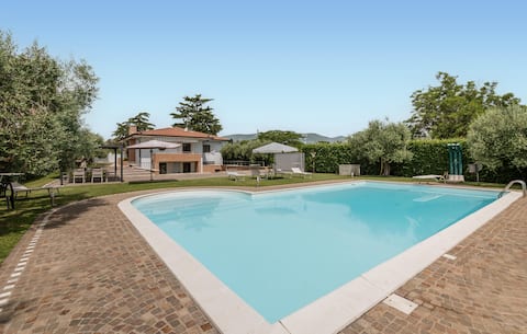 Lovely home in Velletri with WiFi