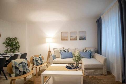 Modern T3 w/ Terrace, Bbq, Ac, Garage & Pool