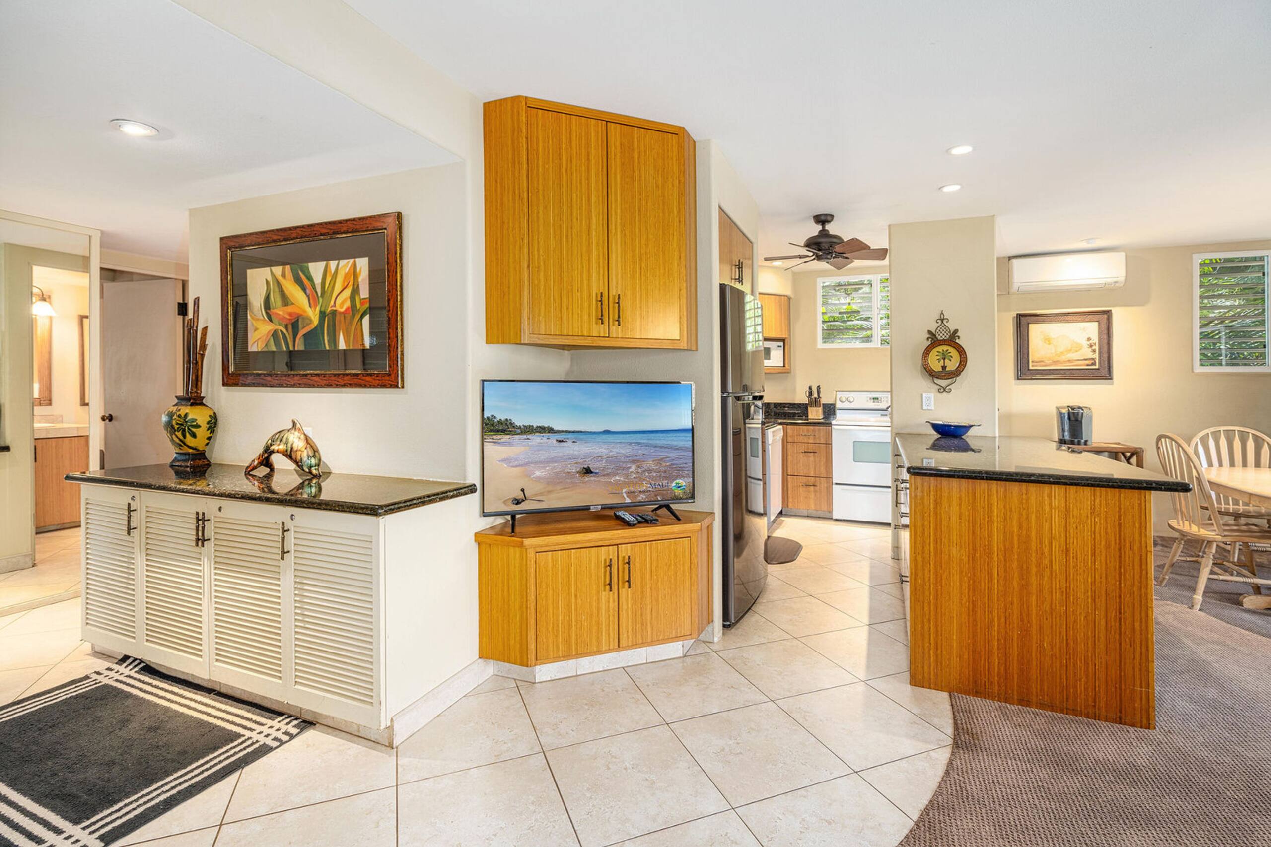 Condo in Kihei · ★4.69 · 2 bedrooms · 4 beds · 2 private baths - Image 11
