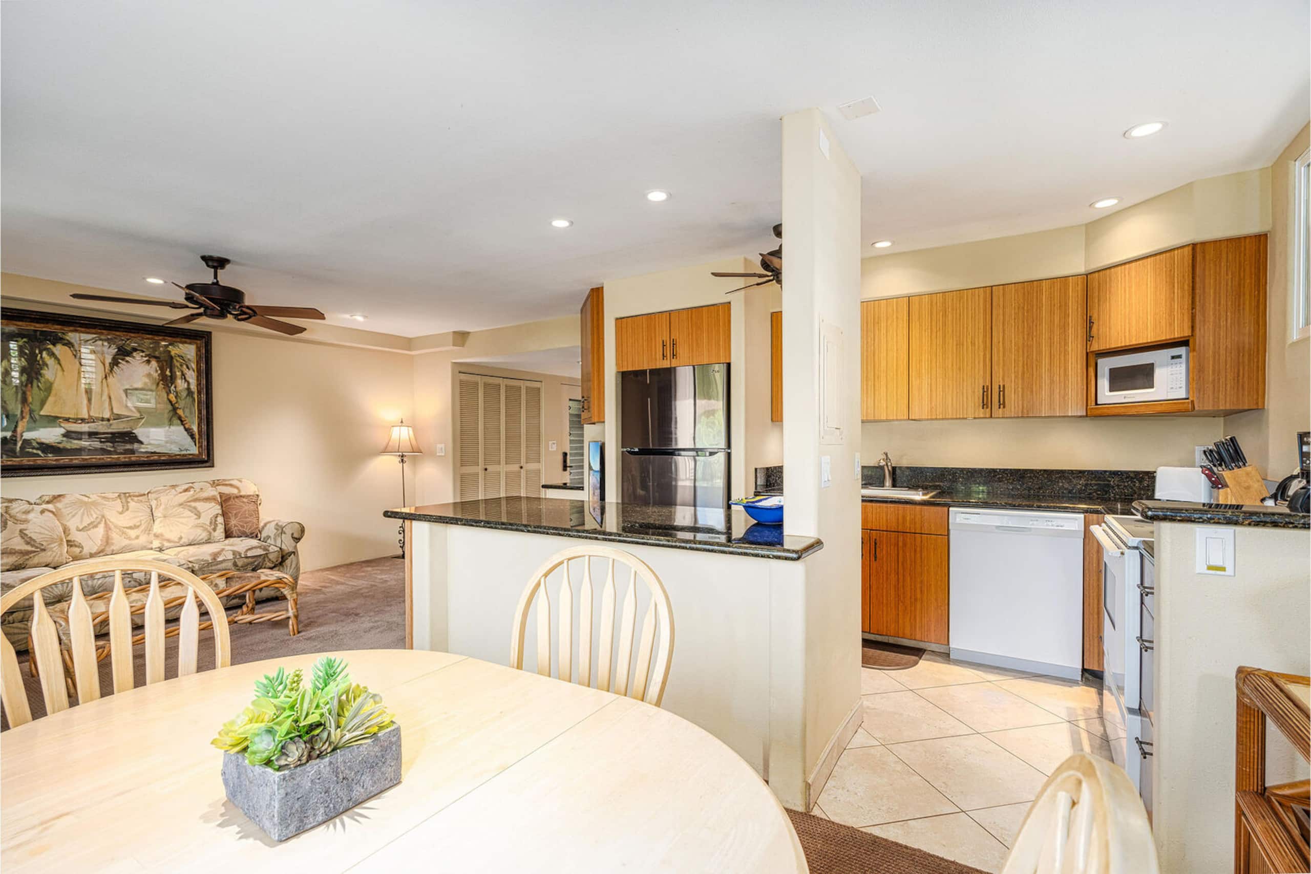 Condo in Kihei · ★4.69 · 2 bedrooms · 4 beds · 2 private baths - Image 10
