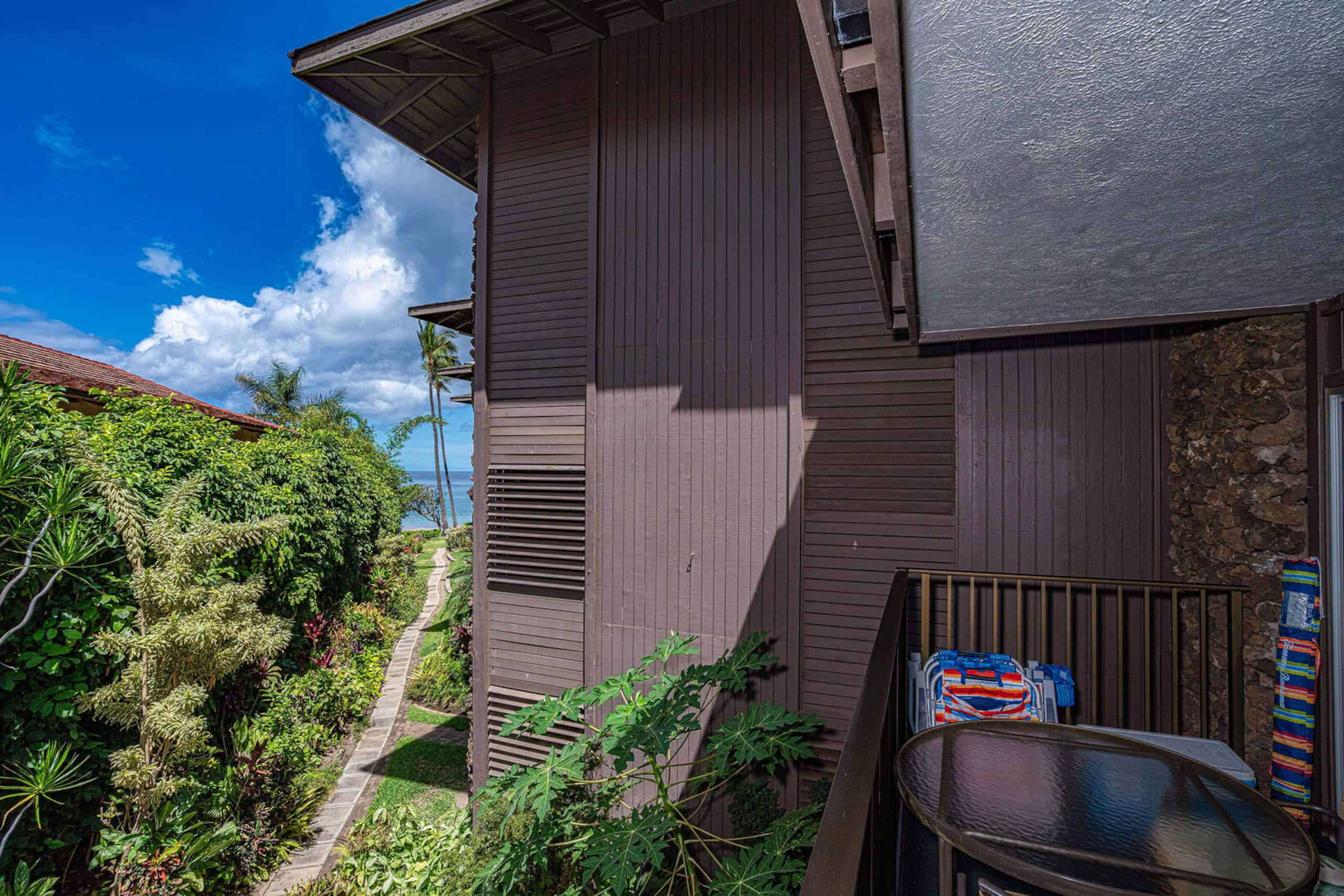 Condo in Kihei · ★4.69 · 2 bedrooms · 4 beds · 2 private baths - Image 7